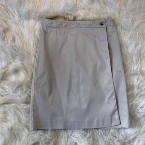 Ann Taylor Cream Pencil Skirt size 4